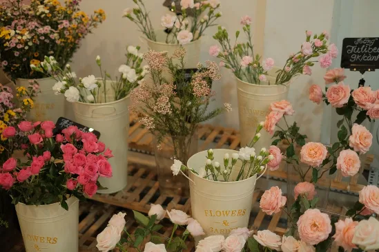 Foam cắm hoa Oasis — Hướng dẫn sử dụng đúng cách từ A-Z cho florist & chủ shop hoa