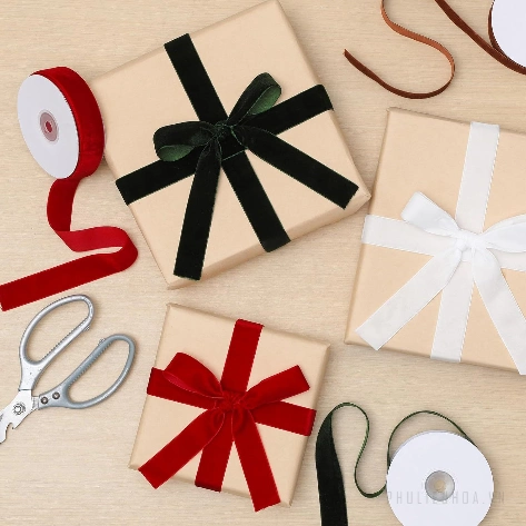 Ruy băng nhung đỏ mịn một mặt nhiều bản cuộn 5yard  ảnh 5