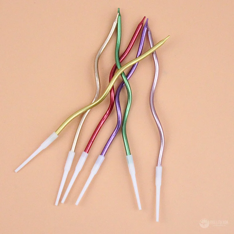 Hộp nến xoắn trang trí bánh kem 6 cây Rainbow Candle 15cm sáp cao cấp 
 ảnh 7