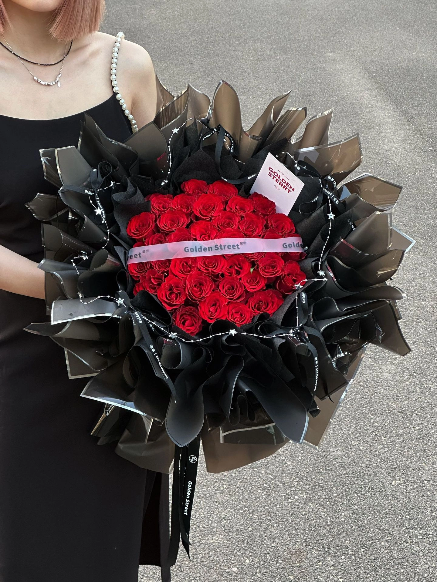 Giấy gói hoa OPP 5.3zem bóng kính bóng mờ viền nhũ bạc 57x57cm xấp 20 tờ ảnh 2