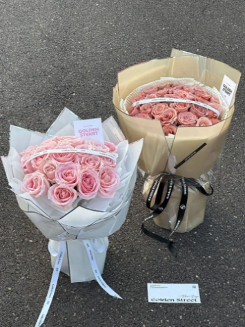 Giấy gói hoa OPP 5.3zem bóng kính bóng mờ viền nhũ bạc 57x57cm xấp 20 tờ ảnh 6