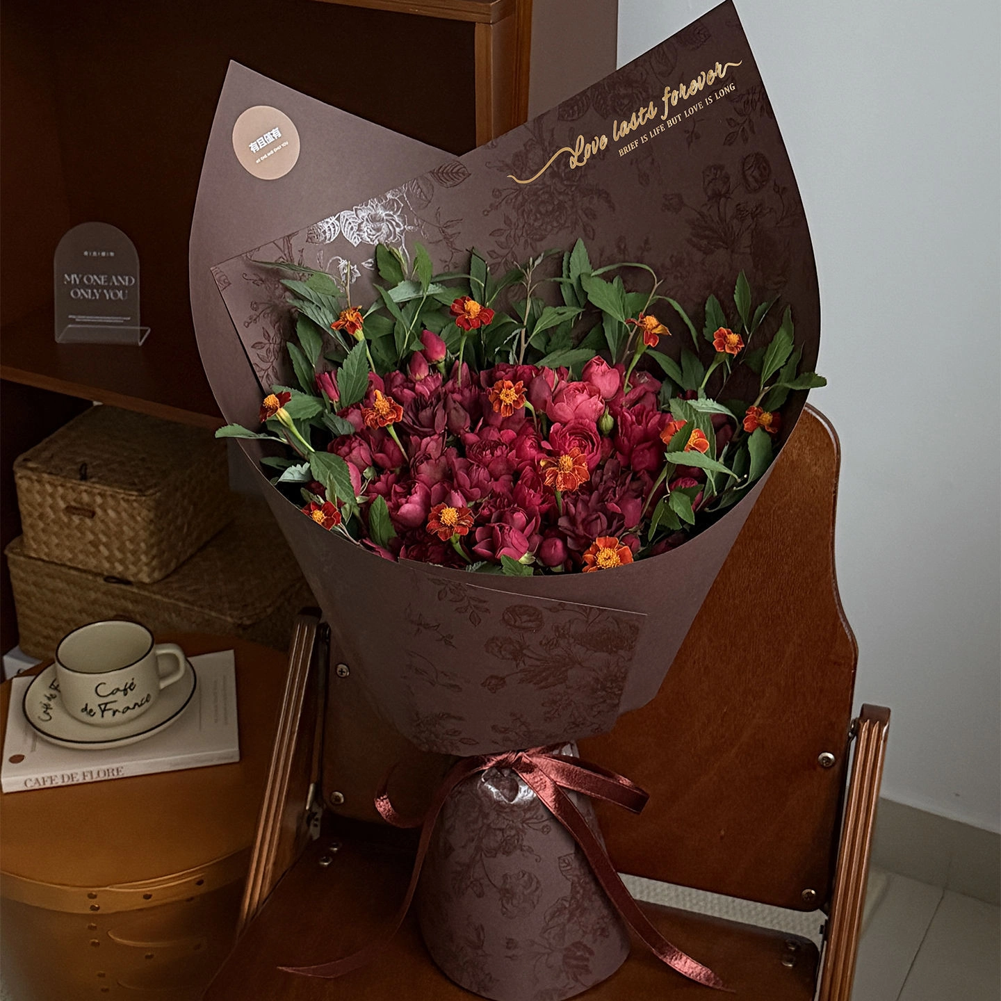 Giấy gói hoa ép kim cứng cáp 150gr túi 10 tờ ảnh 4