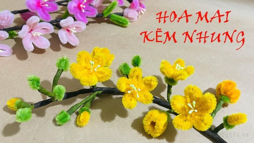 Tùy chỉnh độ cao, thấp và hướng của các bông hoa để tạo thành cành hoa đào tự nhiên