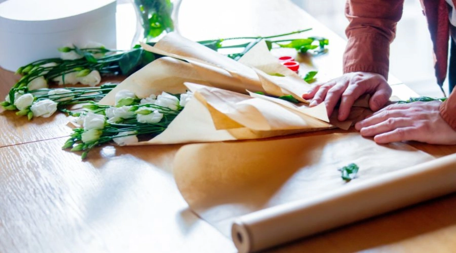 Ảnh bài viết Khám phá các loại giấy gói hoa phổ biến nhất trên thị trường hiện nay